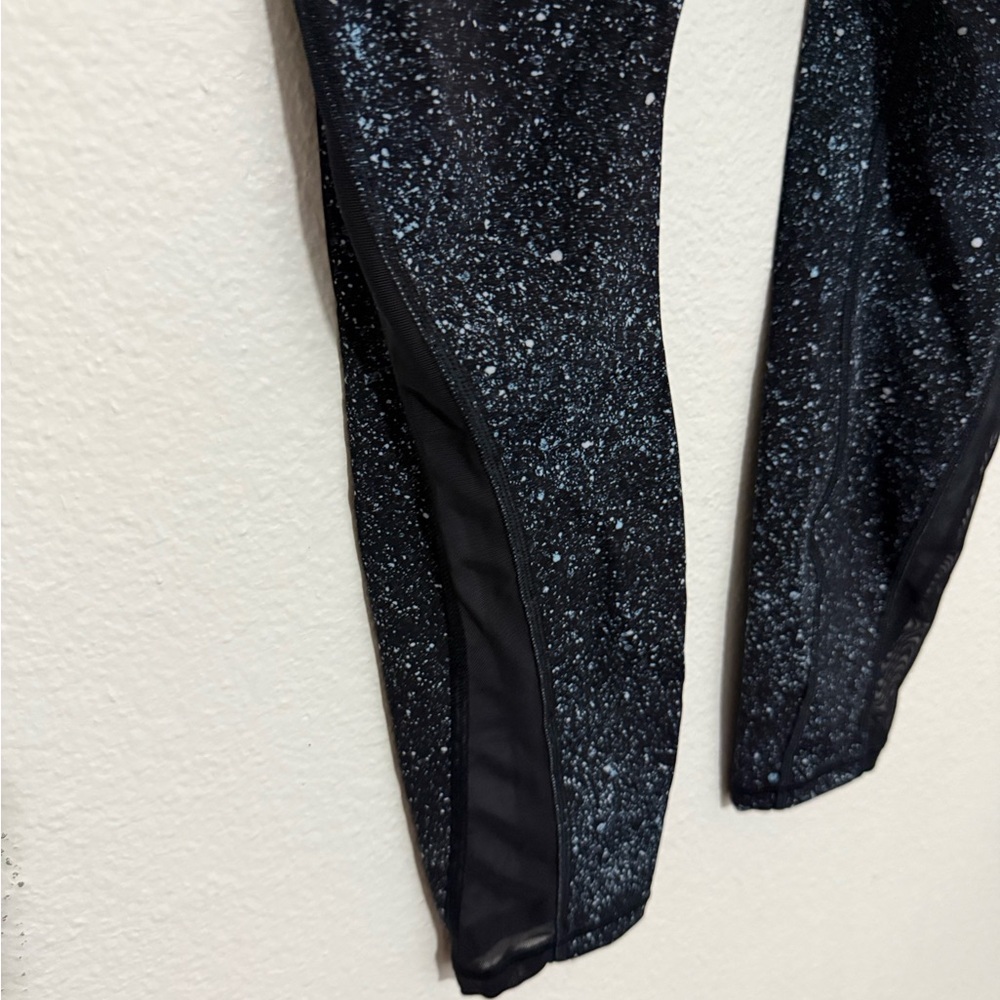 Lululemon  leggings size 4 like  new Athletica Black and White Speckled - Picture 5 of 7